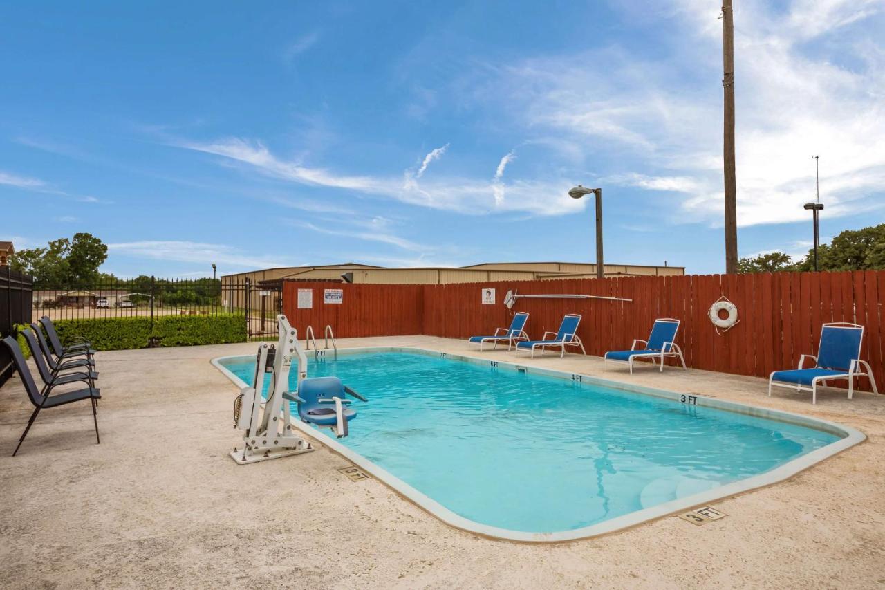Surestay Hotel By Best Western Rockdale Exteriör bild